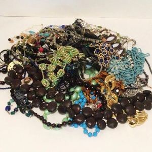 Large necklace craft lot 4+ lbs